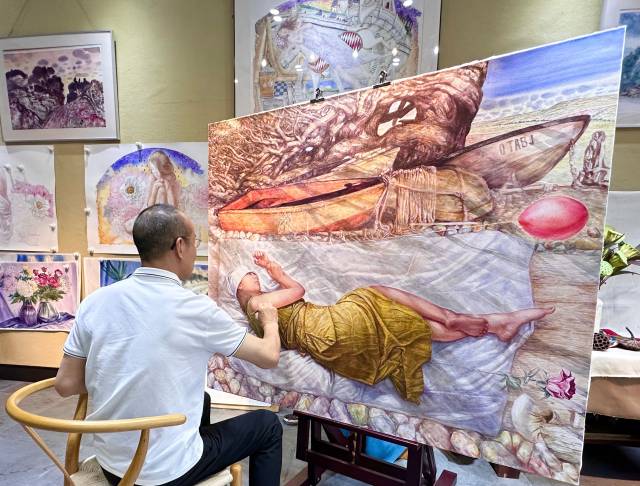 学校外籍教授作品入选第十四届全国美术作品展览港澳台、海外华人作品展 学校外籍教授作品入选第十四届全国美术作品展览港澳台、海外华人作品展